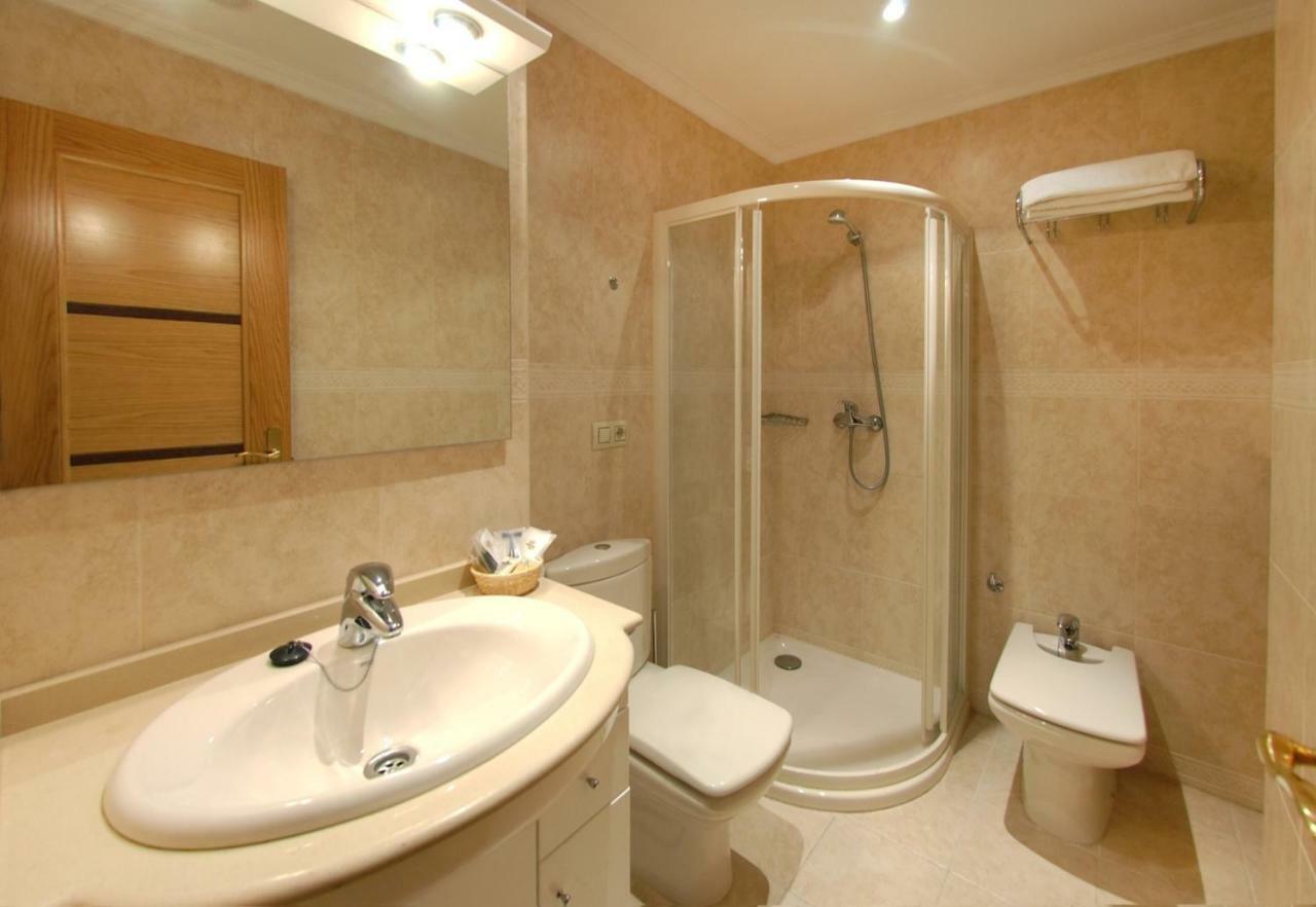 Apartamentos Mediterraneo Real 2 Fuengirola Esterno foto